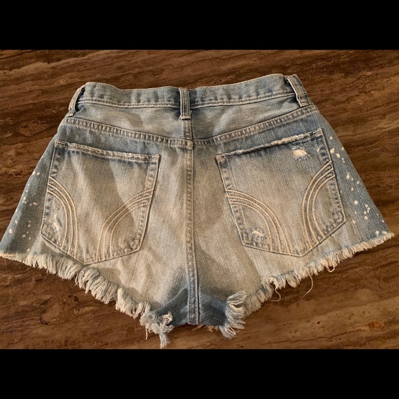 HOLLISTER CALIF DISTRESSED HIGH RISE SHORTS 3 26W - Picture 3 of 8